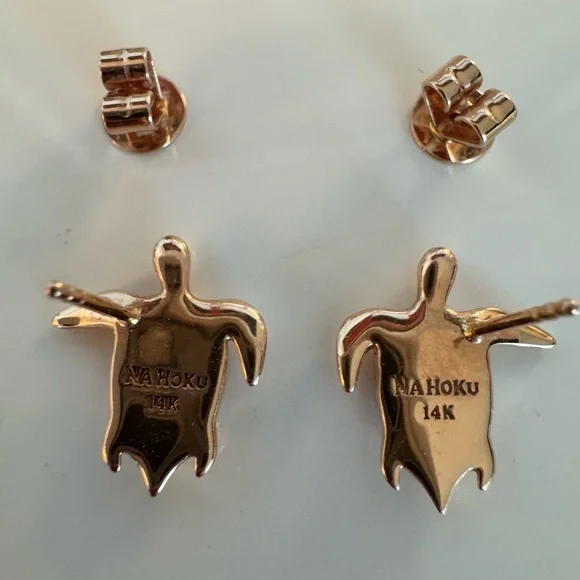 Na Hoku 14k rose gold, mother of pearl and diamonds turtle stud earrings - Picture 5 of 8